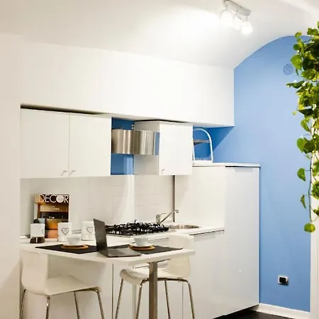 Partenope House *