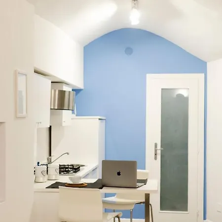 Partenope House Apartment *